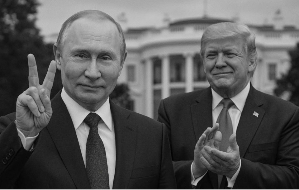 Tarjányi Péter írásaTerületcsere mindkét fél javára? Kapituláció készül???Donald Trump a Fehér Házban arról beszélt, hogy az ukrajnai békemegállapodás része lehet „bizonyos területek cseréje”, és hogy „ez mindkét fél javára” történne. Hozzátette: „Zelenszkijnek fel kell készülnie arra, hogy aláírjon valamit.”Mármint úgy, hogy Washington és Moszkva megbeszéli mit írjon alá.Ez azt jelentené, hogy azokért a területekért, amelyekért három és fél éve véres harc folyik, ahol sok orosz és sok ukrán katona halt meg, egyszerűen alku születne.De miről is beszélünk?• 2014 óta zajló orosz invázióról.• Ukrajna területének 20%-nak elvesztéséről• Hivatalos adatok szerint közel 19 ezer ukrán gyermek elhurcolásáról Oroszországba erőszakkal.És megközelítőleg 1.3 millió halott és sebesült katonáról mindkét oldal vonatkozásában. A történelem már megmutatta, hová vezet ez a gondolkodás. 1938-ban Münchenben területeket adtak át Hitlernek „a béke érdekében”. Egy év múlva világháború tört ki. Mert az agresszor ilyenkor nem megnyugszik, hanem erőt merít.Meg kell értenünk a béke nem az erőszak jutalmazásából születik. SOHA!Hanem abból, ha helyreáll az igazság és kimondjuk: ez többé NEM ismétlődhet meg.Ha Ukrajnát Trump arra kényszeríti, hogy aláírjon egy ilyen elfogadó nyilatkozatot és megegyezik Moszkva és Washington Kijev “feje felett” úgy, hogy például Zelenszkijék aláírtak egy 500 milliárd dolláros USA befektetési megállapodást, illetve ha a Kreml következő lépésben eléri, hogy az Oroszország elleni szankciók is lazuljanak akkor PUTYINNAK MEGÉRTE EZT A HÁBORÚT KIROBBANTANI ÉS OROSZORSZÁG GYŐZÖTT! Ennyi.Ha téged is felháborít ez a lehetőség add tovább a posztom.