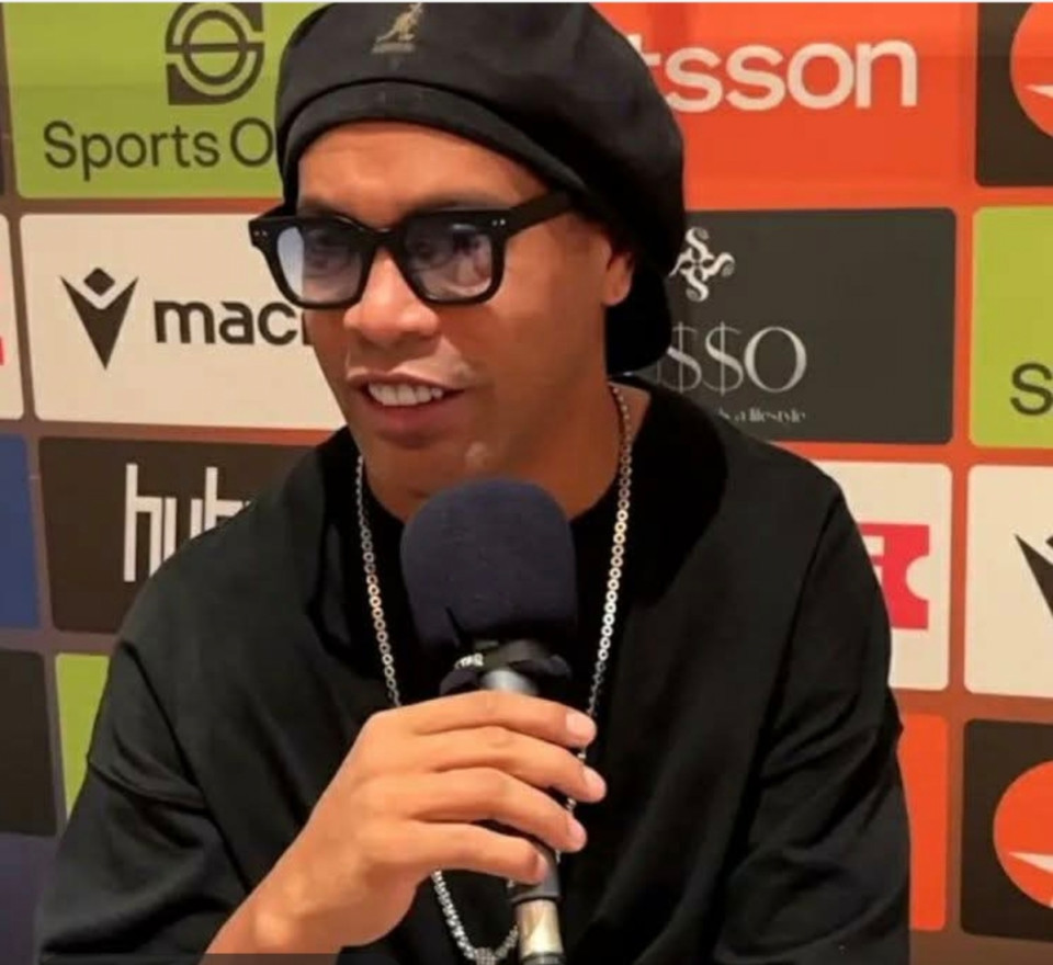 Ronaldinho: „Messivel már történelmet írtunk, most Lamine Yamalon a sor, hogy ugyanezt tegye.”